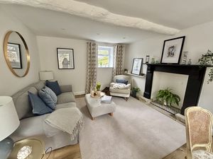 Annexe Sitting Room- click for photo gallery